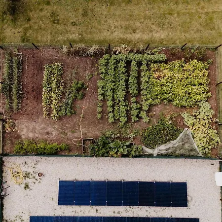 Semesterbostad Huize Henk *