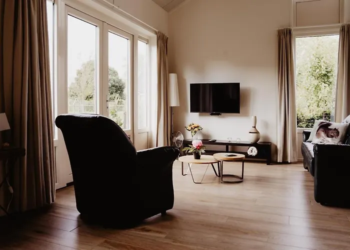 Huize Henk Semesterbostad Emst