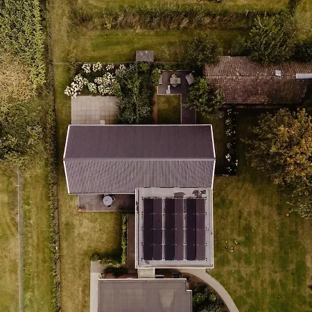 Huize Henk * 엠스트