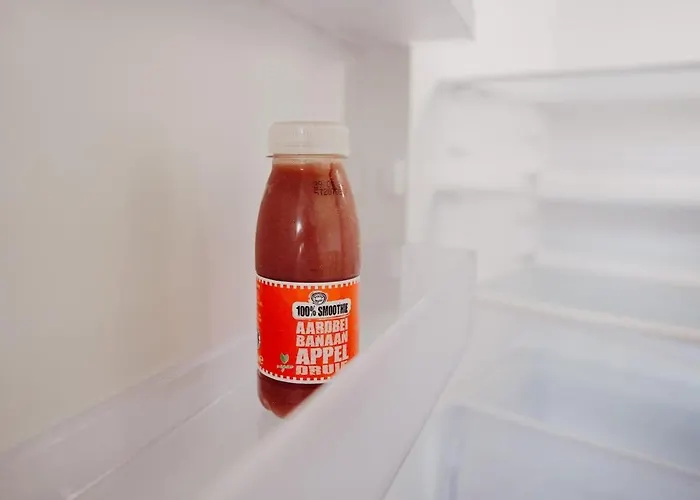 Huize Henk 펜션 엠스트